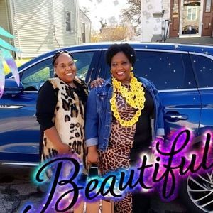 Meet your Posher, Latonya